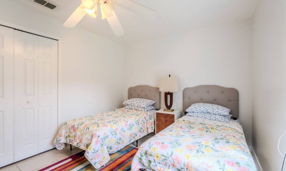 Plymouth House | 1 Flint and Kingscrest, LLC - Twin Bedroom