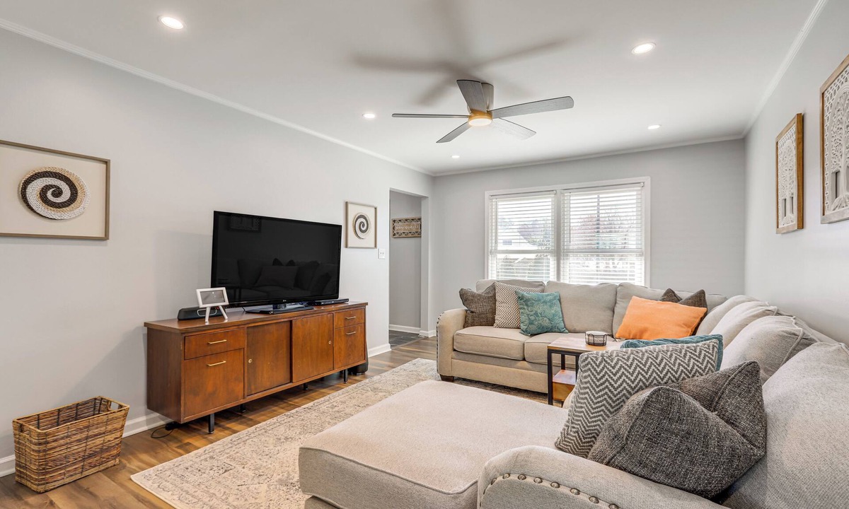 Macon House | 10 Mi to Downtown Macon: Family Home w/Patio!