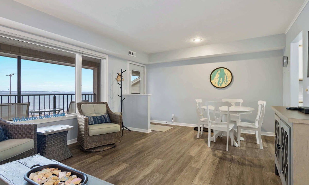 Elk Rapids Condo | #12 ELK RAPIDS BEACH CONDOMINIUM