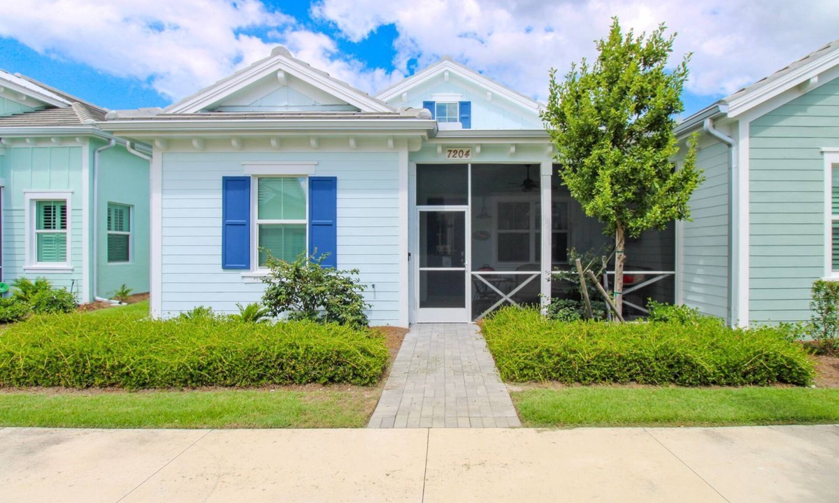 Naples Cottage | 2 BED-2 BATH LUXURY COTTAGE IN THE ISLES OF COLLIER PRESERVE NAPLES FLORIDA