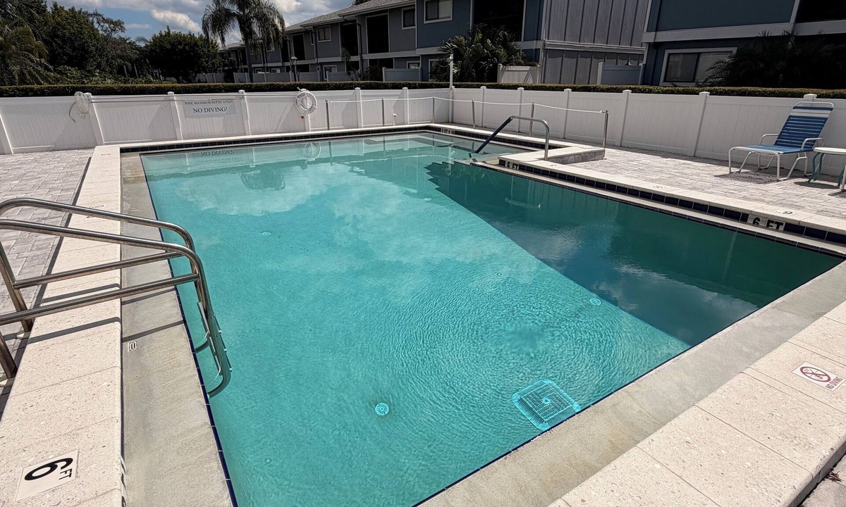 Bayshore Gardens Apartment | 2-bedroom/2bath apartment in delightful Bradenton with AC, Pool, fitness room