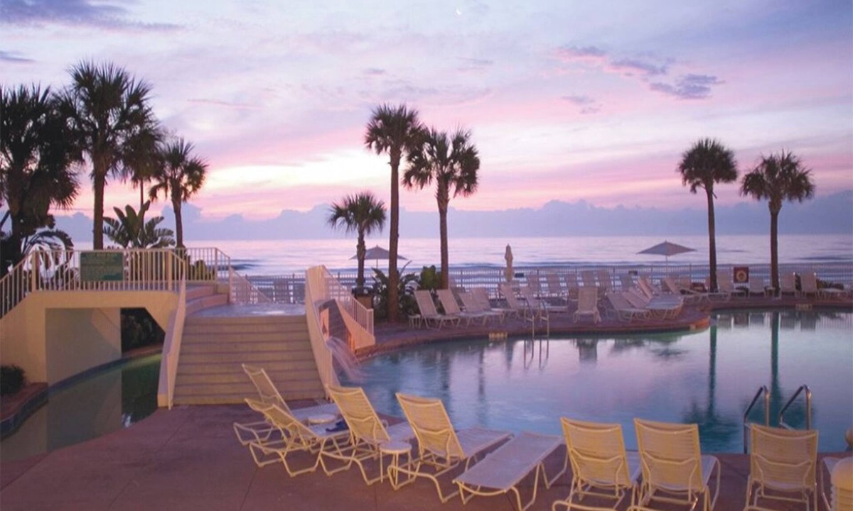 Brush - Stewarts Condo | 2 Bedroom Condo, Sleeps 8, on Daytona Beach, Wyndham Ocean Walk Resort!