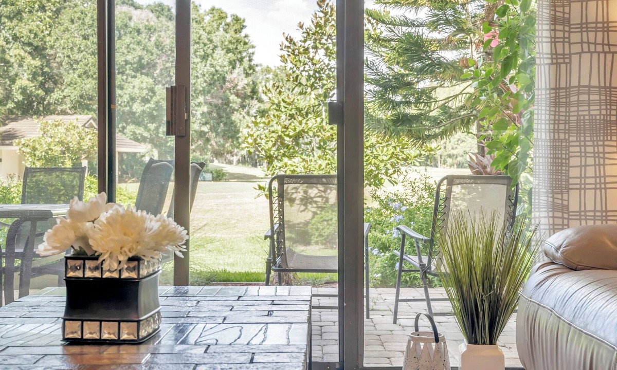 Wesley Chapel Condo | 2-bedroom modern condo on the golf course perfect for relaxing getaways