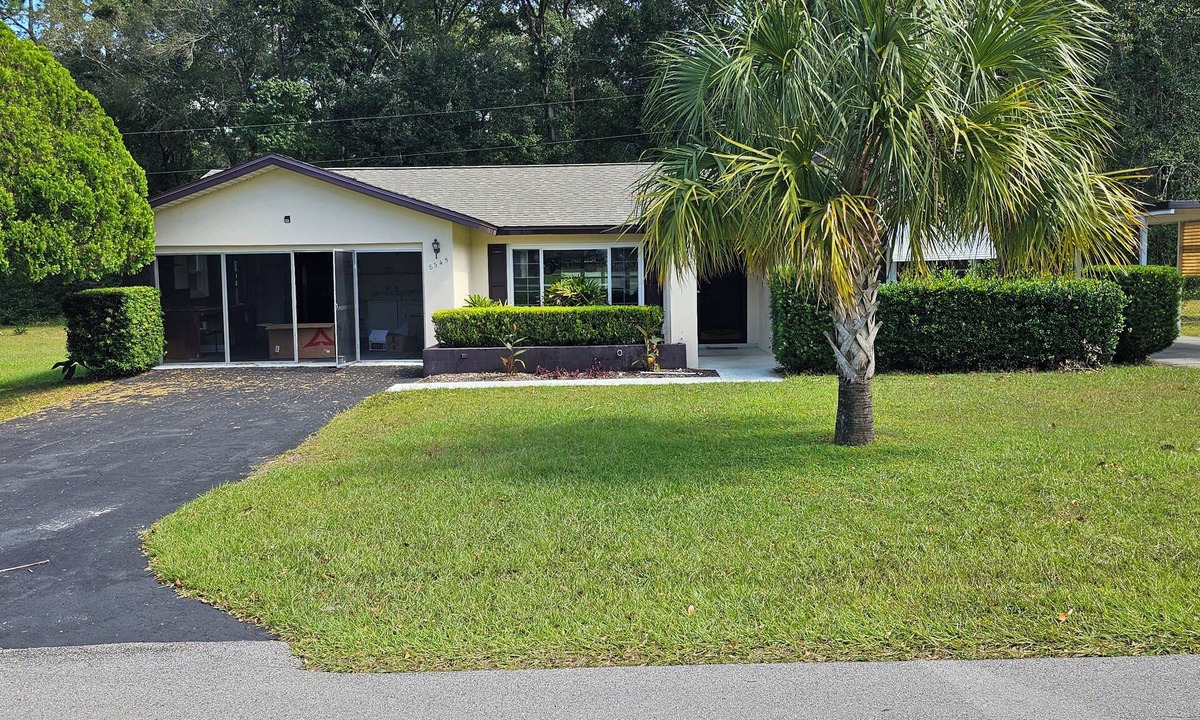 Dunnellon House | 2Bedroom/2 Bath - Cozy Home with a pool in Dunnellon FL- Near Rainbow Springs