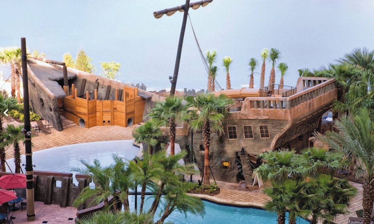 Lake Buena Vista Resort | 2BR-Dlx Inside Disney Gates-5 Pools, 2 Lazy Rivers, SPLASH pad, Mini Golf & More