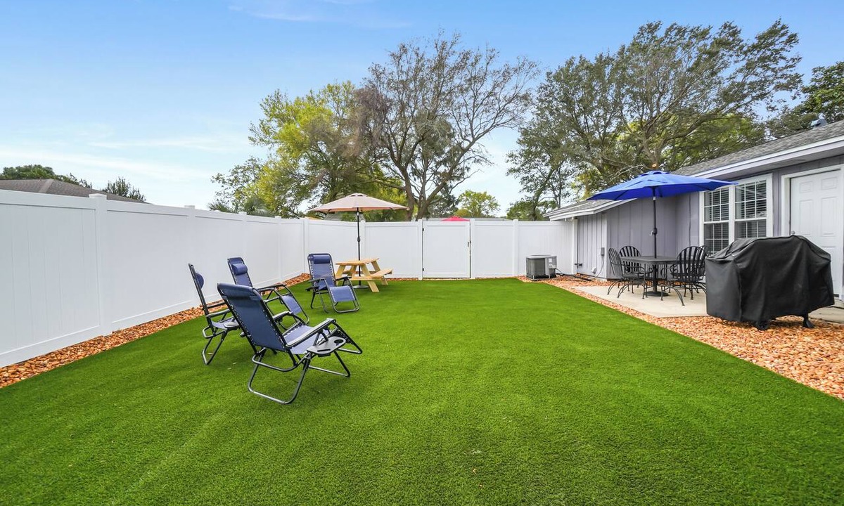 Gulf Breeze Apartment | 2BR King, Private Turf Yard, Dog Friendly, Fenced Yard, Pensacola Beach 8mi