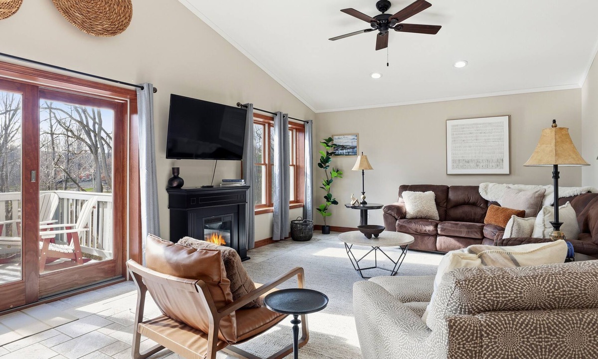 Watkins Glen House | 3 Bdrm Spacious Home w Game Room. Just minutes from WGI & Wine Trail.