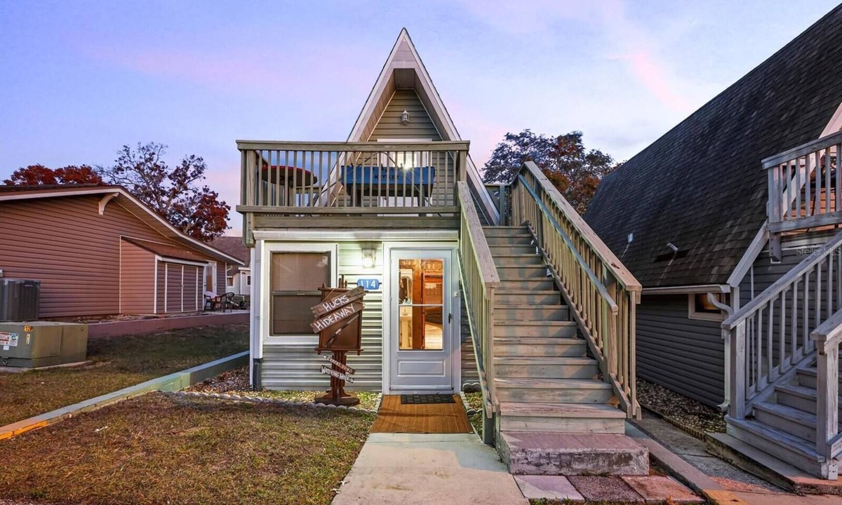 Clermont Cabin | 3-bedroom cabin in gorgeous Clermont with AC