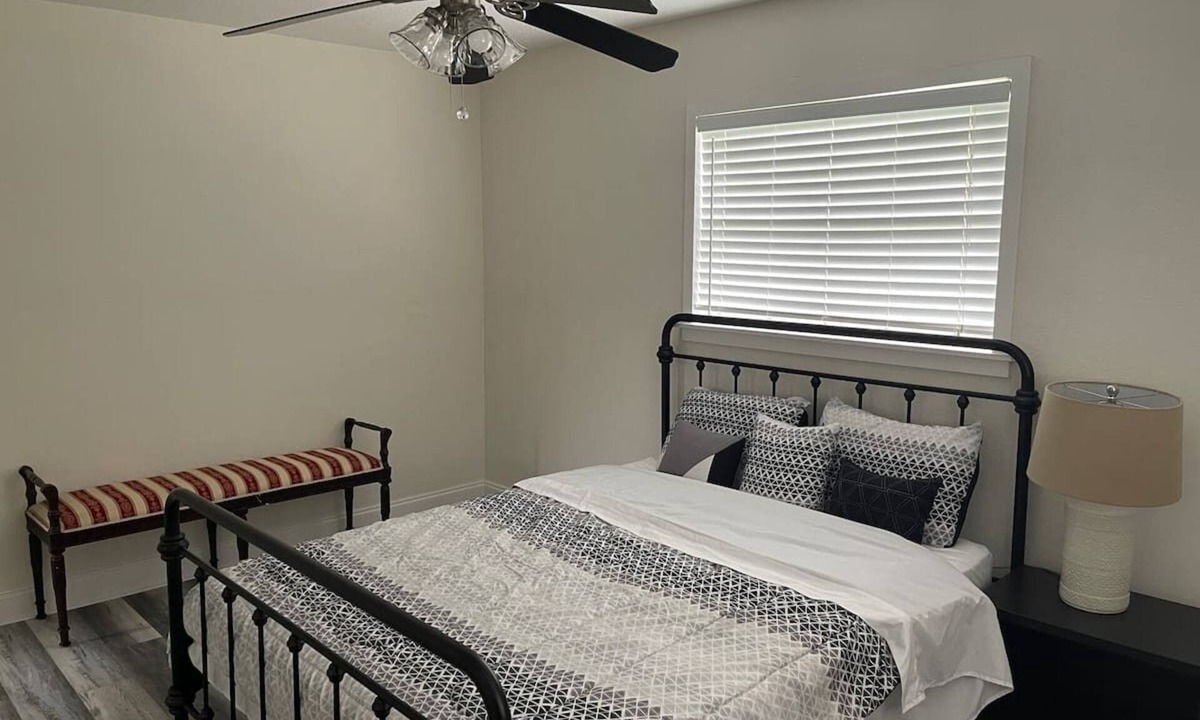 Orlando House | 3 bedroom House in a quiet neighborhood