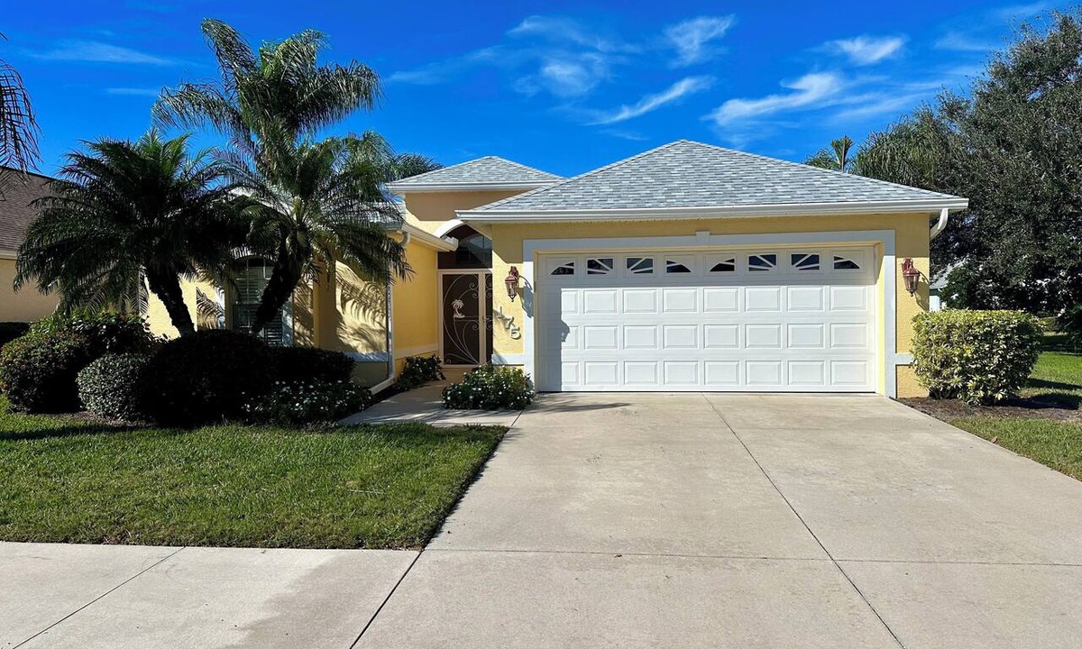 Venice House | 3-bedroom house in charming Venice with AC, WiFi. Short ride to Venice Beaches