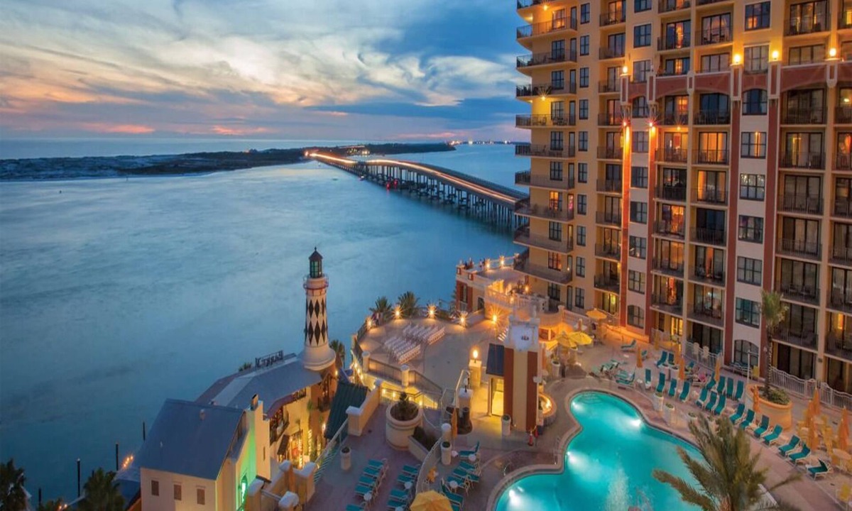 Holiday Isle Condo | 3 Bedroom Presidential Suite at Destin Beach, Wyndham Emerald Grande!