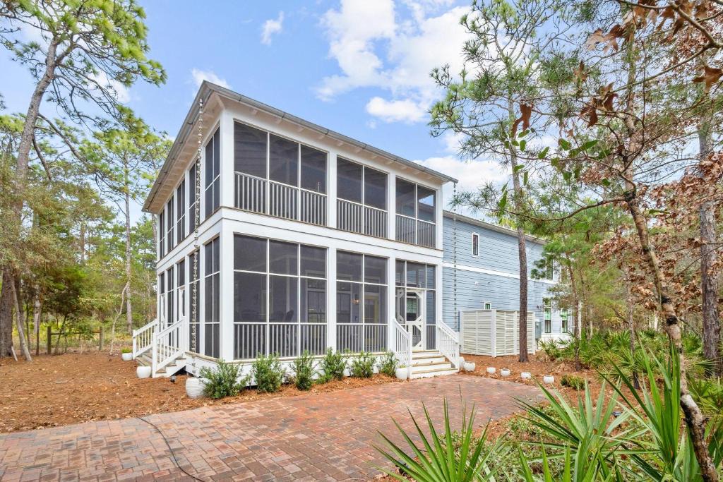 Seacrest House | 30A Caspian Blue Cottage