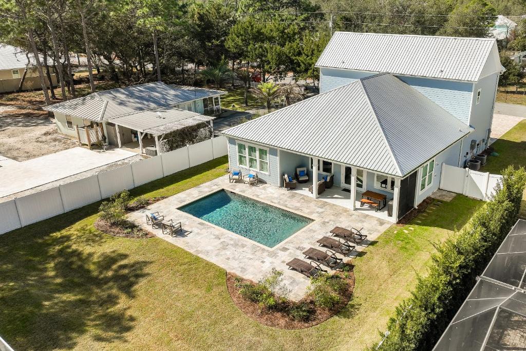 Seacrest House | 30A Pet Friendly Beach House - Seacrest Serenity by Panhandle Getaways