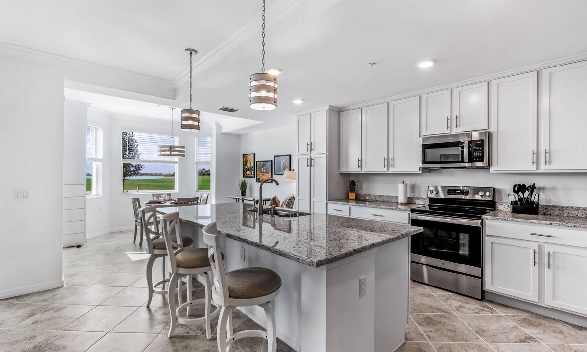 Biggar Condo | -313- Spacious Babcock National
