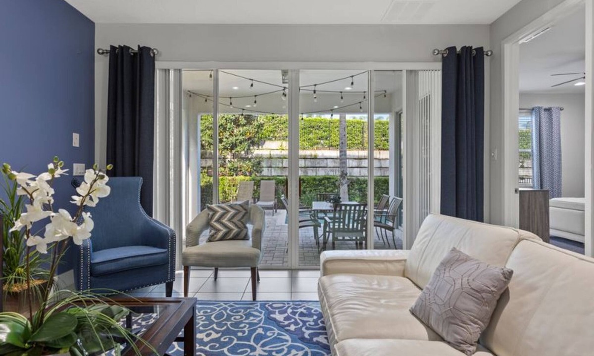 West Kissimmee Cottage | 360-7-pc-large and Luxury Villa