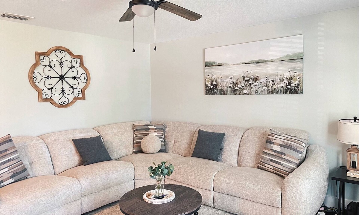 Palmetto House | 3B2BA house in Palmetto W/Pool & Movie Room