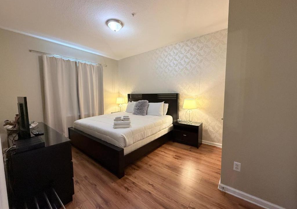 Florida Central Atlantic Coast House | 3Br 2Bath Condo Balcony 5min Conv Center 1388ft