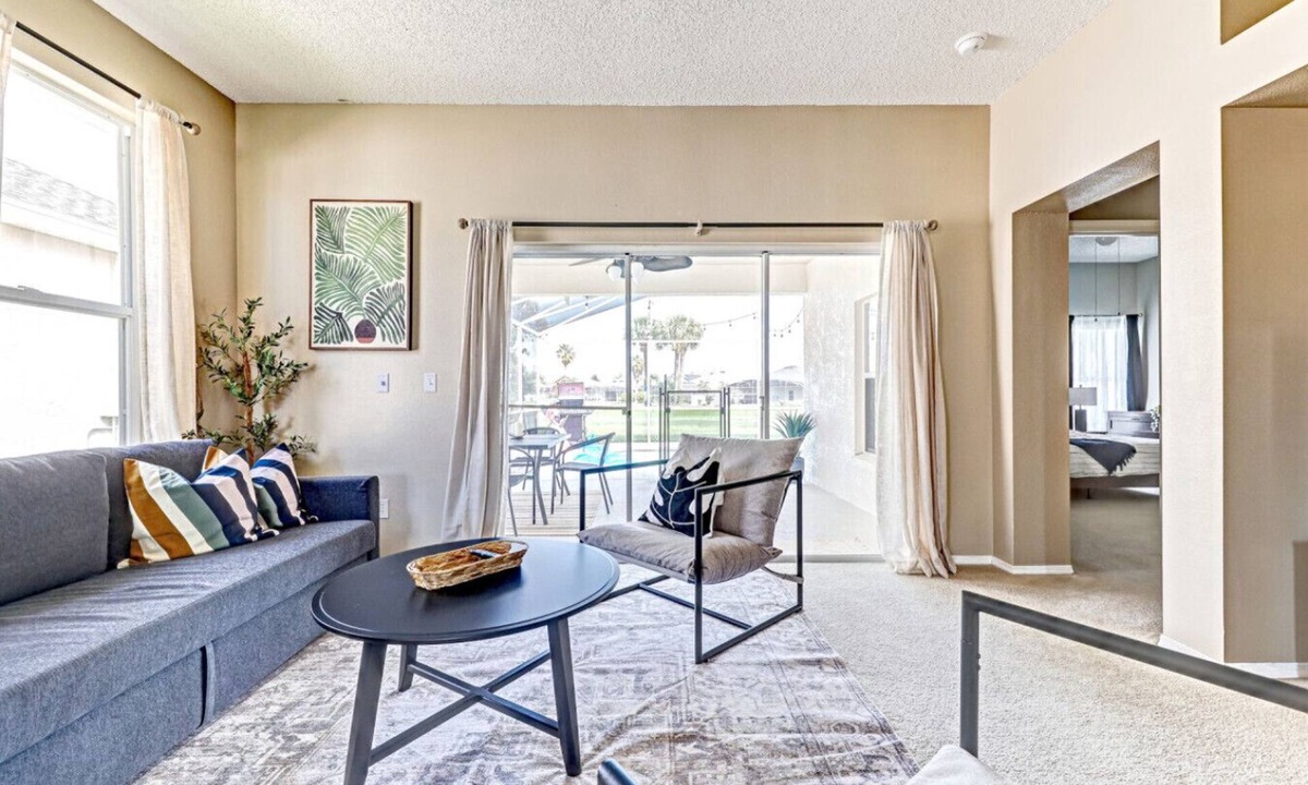 Esprit Villa | 3BR | Screened Pool | 5-Game Room | Lake 9-Min Walk | 10 Min Disney | Sleeps 9