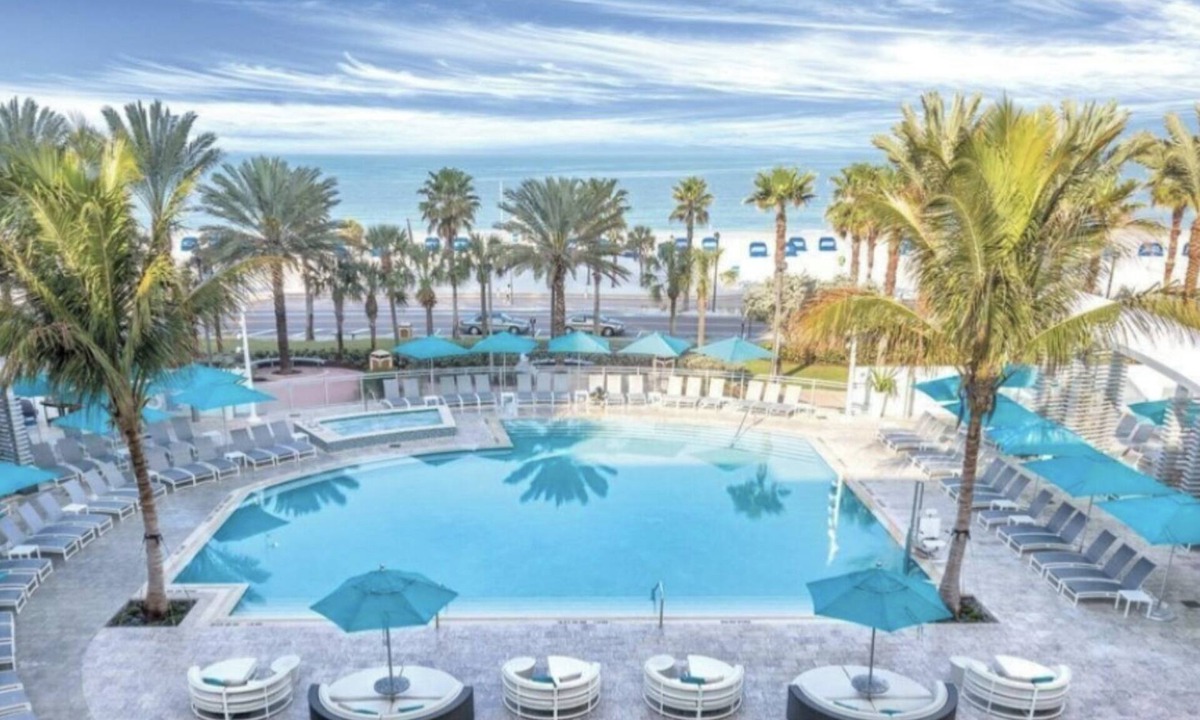 Clearwater Beach Condo | 4 Bedroom Presidential Condo, Sleeps 14, Wyndham Clearwater Beach Resort!
