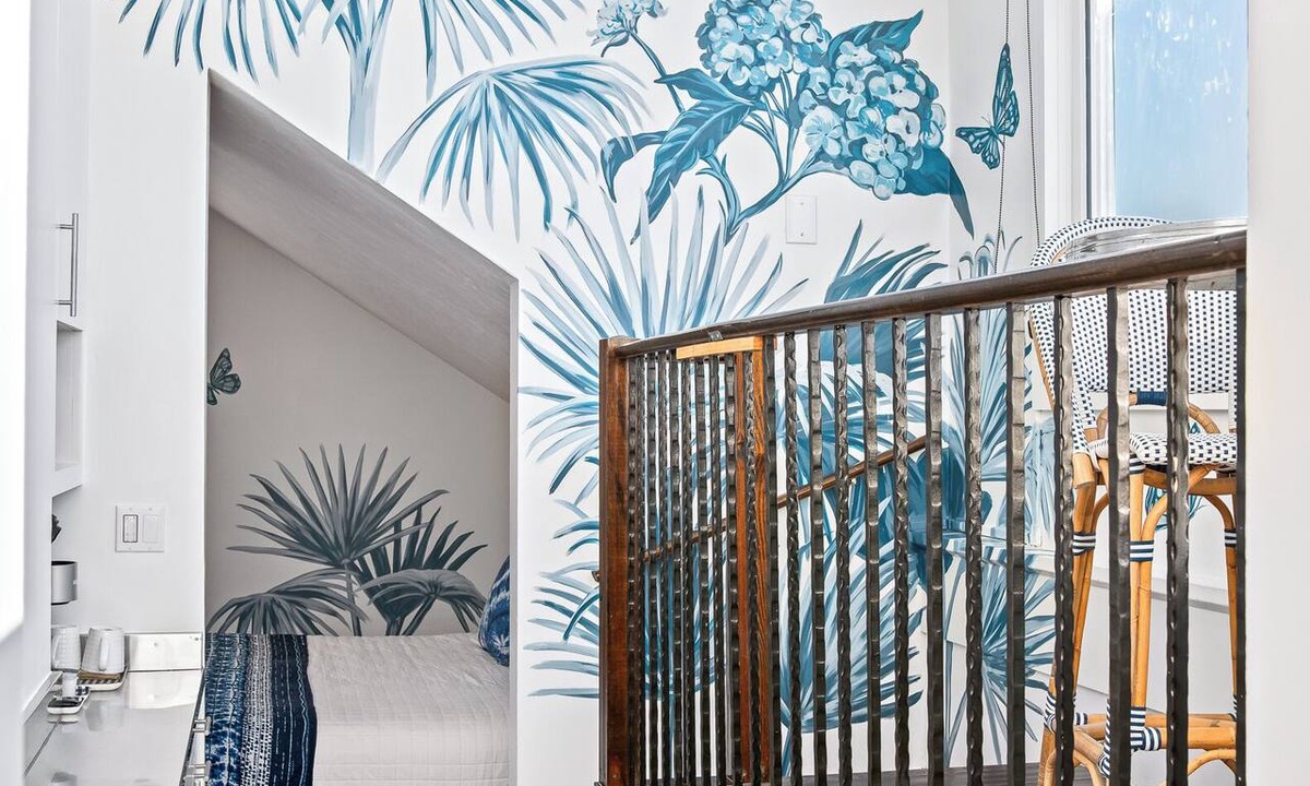 Rosemary Beach Hotel | 402 Rosemary Beach Inn - Includes Beach Chairs & Complimentary Breakfast + Access to 4 Pools