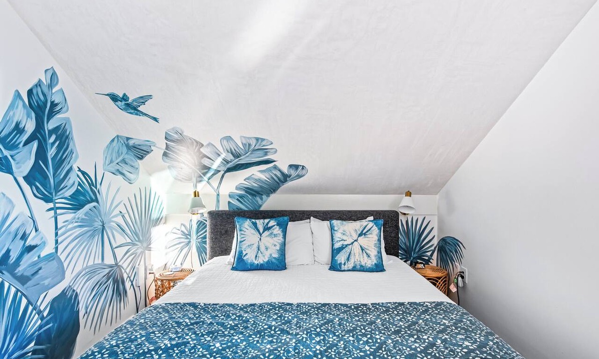 Rosemary Beach Hotel | 403 Rosemary Beach Inn - Includes Beach Chairs & Complimentary Breakfast + Access to 4 Pools