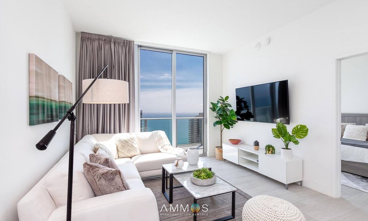 Hollywood South Central Beach Condo | 43rd Floor Penthouse Ocean Views Private Terraces