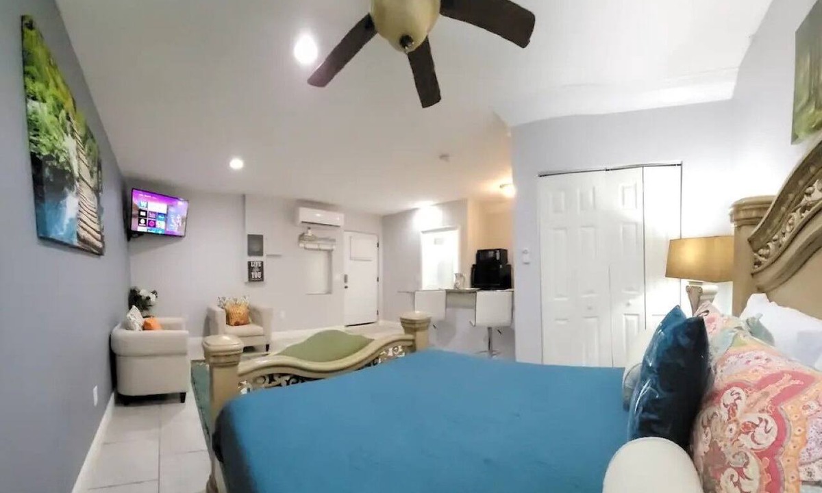 Citrus Park Apartment | #45 The Morning Dawn in-law suite