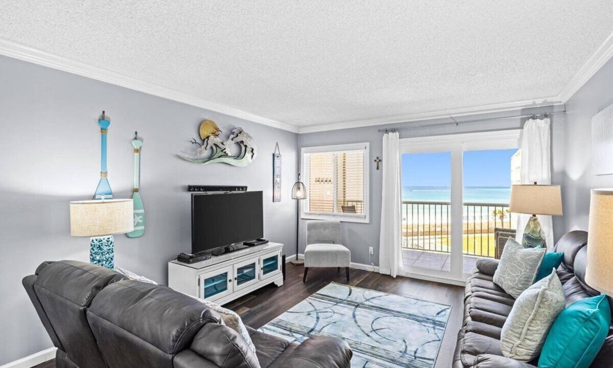 Holiday Isle Condo | 515- Tropi-COOL Condo. In-unit W/D, Spectacular views and FREE bch svc!