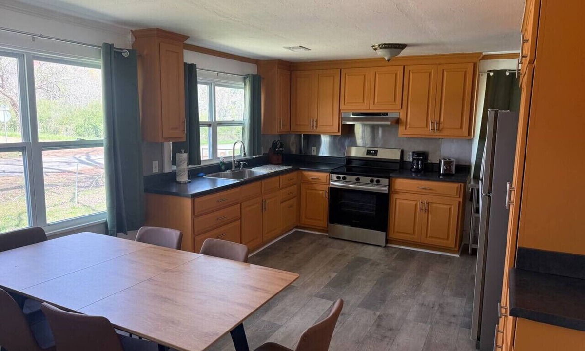 Arabi House | 577 Cozy Farm House in Arabi GA