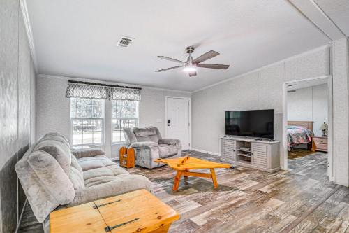 Citrus Springs House | 7 Mi to Crystal River: Home w/Yard & Fire Pit!