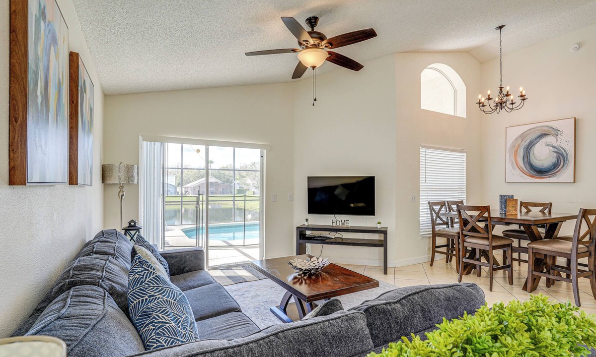 Kissimmee Cottage | 9 Mi to Disney: Home w/Pool Table & Water Views!