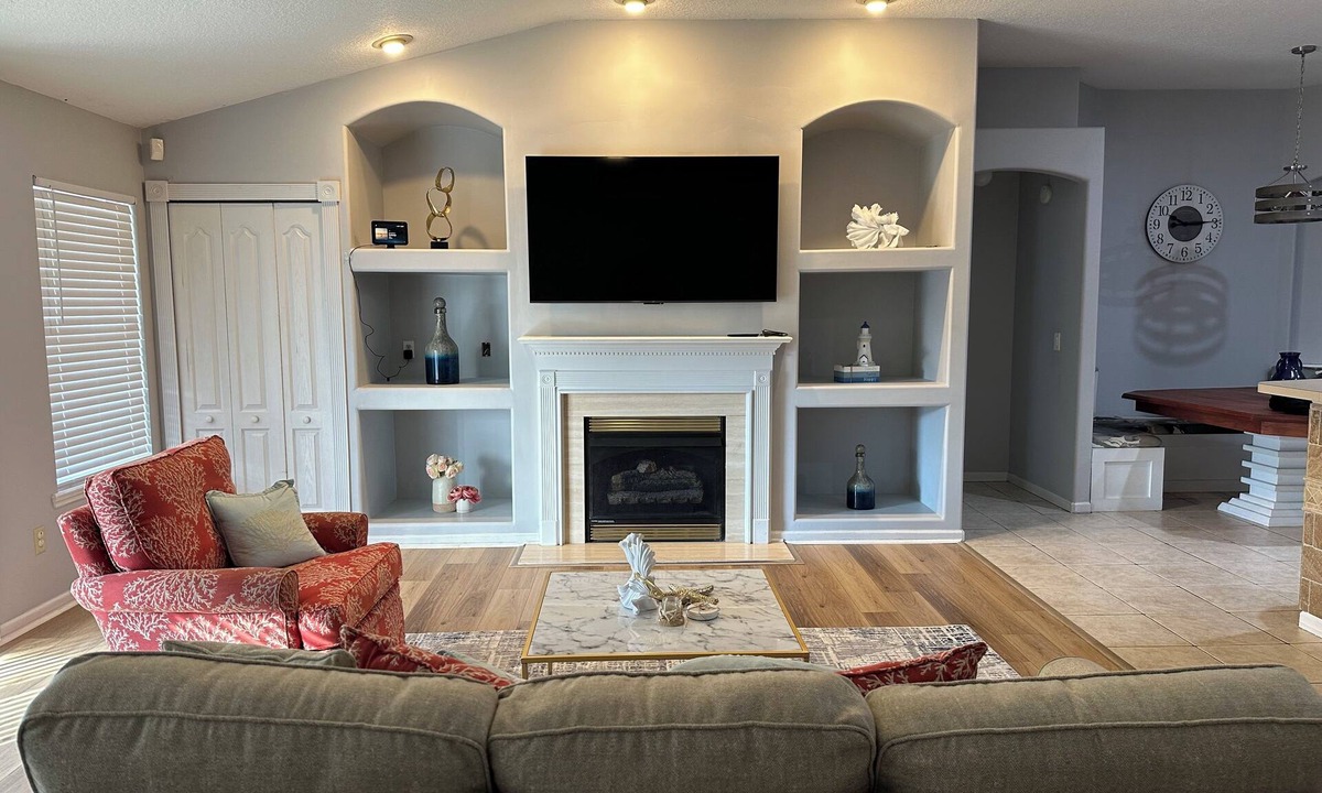 East Arlington House | A cozy retreat designed for comfort, relaxation, and effortless vacation living.