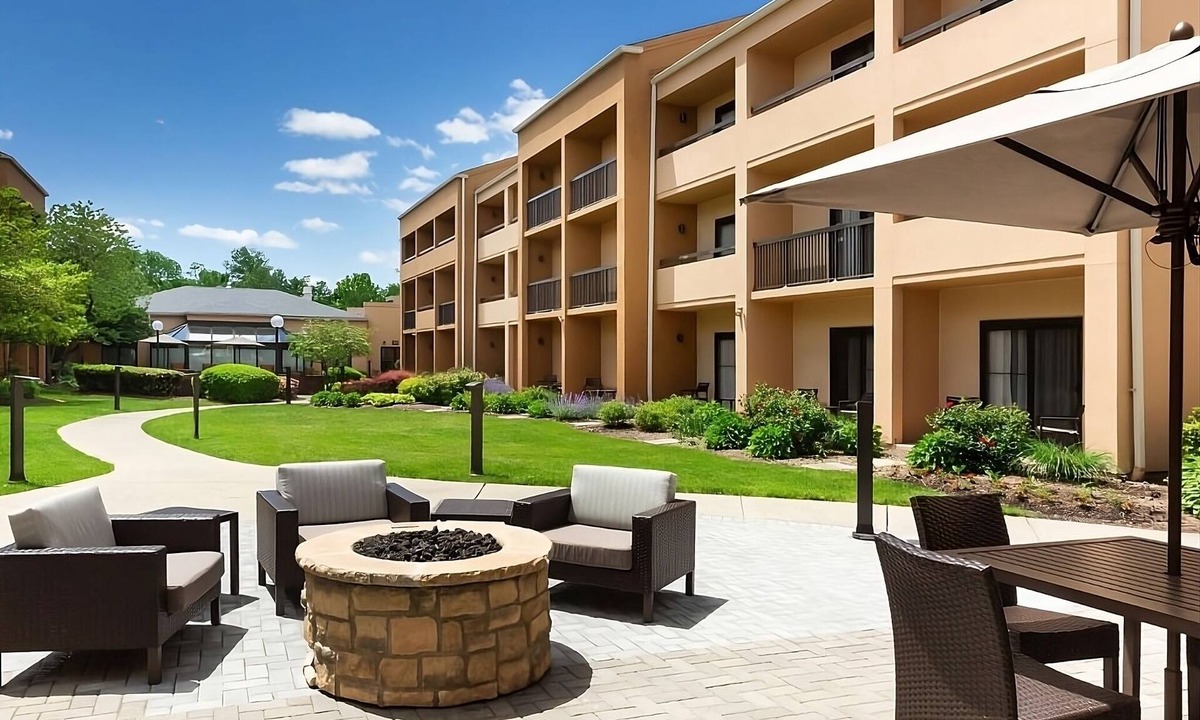 Whippany Hotel | A Place You'll Surely Enjoy! Pet-Friendly, Close to Belleau Woods Park