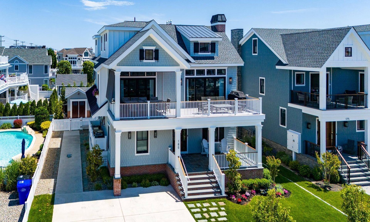 Avalon House | A premier beach block retreat designed for the ultimate coastal getaway with a POOL, ELEVATOR and OCEAN VIEWS.