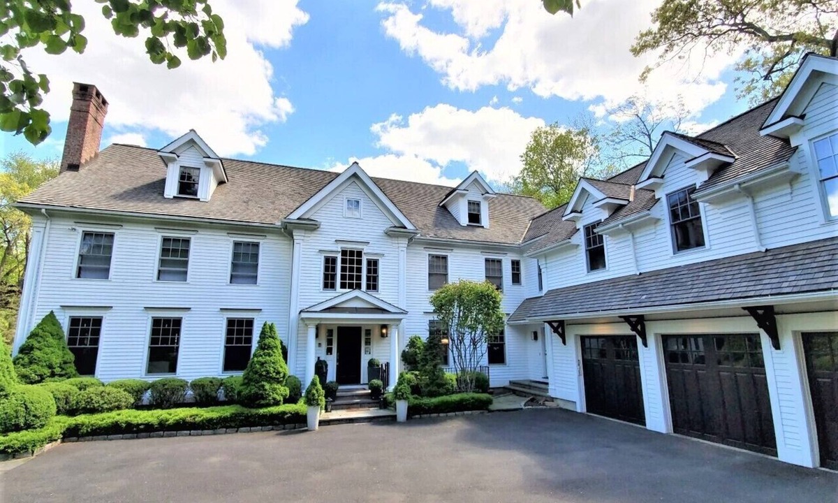 Westport House | A private summer compound in Westport, CT - total seclusion yet close to it all