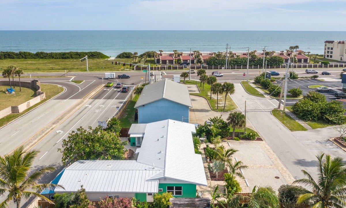 Satellite Beach House | (ABC) SPACE FORCE SUITES - 4BR's W/ BEACH ACCESS