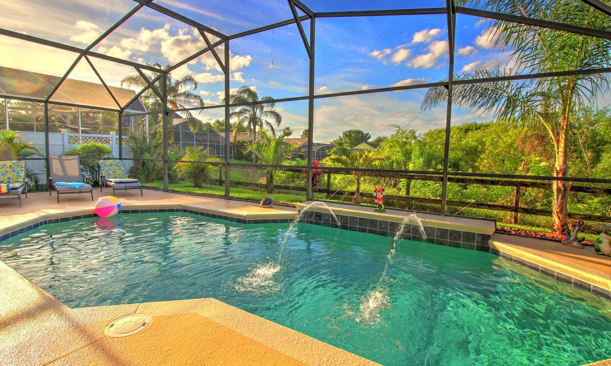 West Kissimmee Villa | Adventure Villa - Beauty & Beast Dining -Themed & Customize Rooms - Private Pool