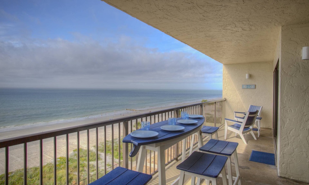 Madeira Beach Condo | Amazing Views From the Beachfront Balcony! Pool, Private Beach Access, Close to Shopping/Restaurants
