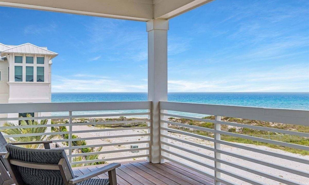 Inlet Beach House | Amberjack - An Extraordinary New Beach Home