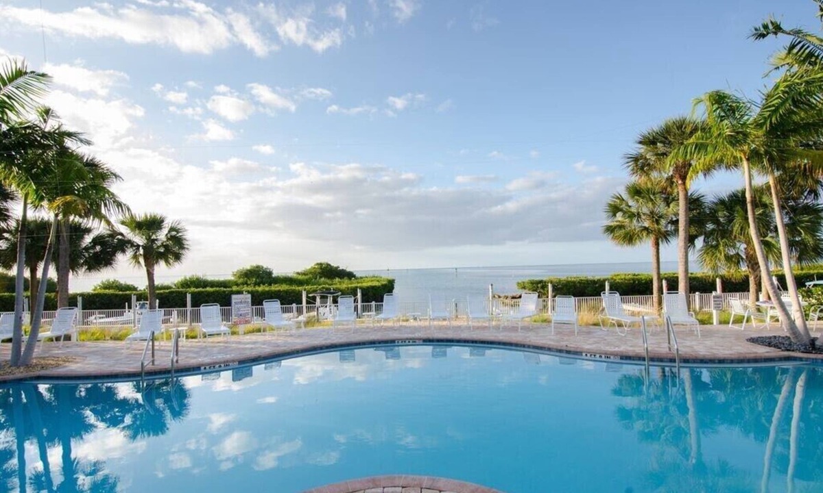 Islamorada House | Anglers Reef Islamorada - 2:2.5, Boat Slip, Pool & Beach