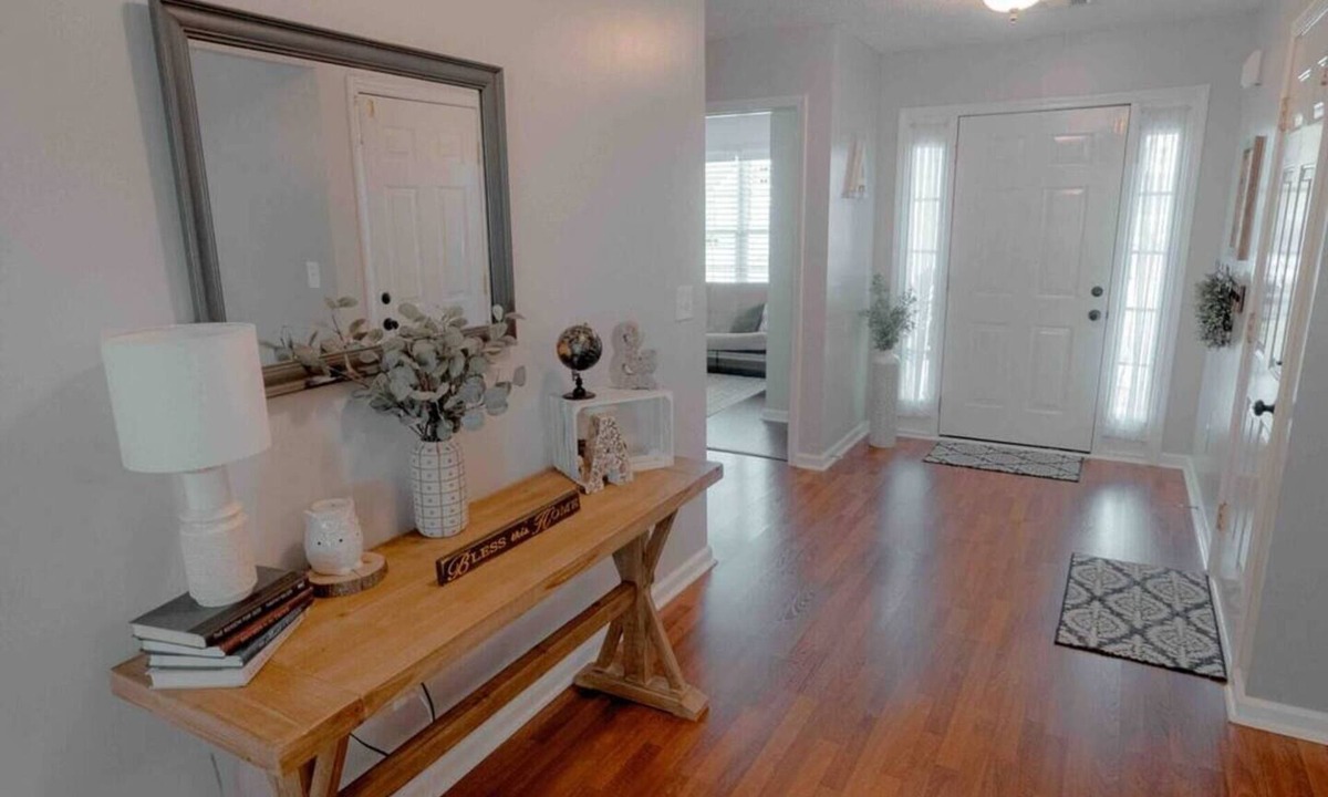 Houston County House | AtHome+1 Stay | Suburban 3 BR | Fenced Yard