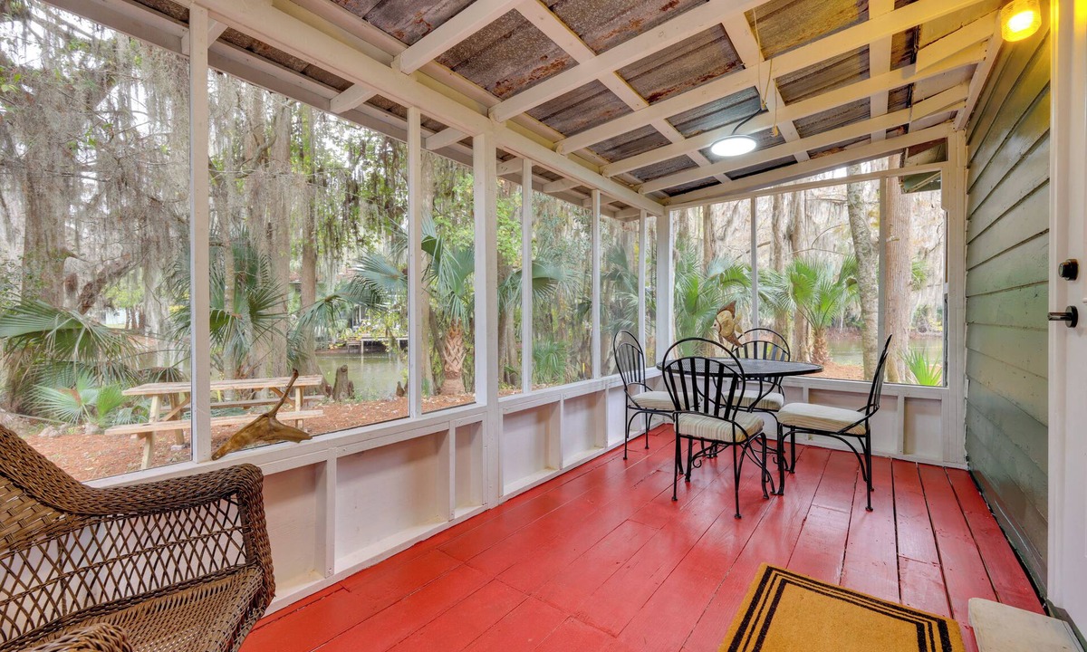 Cross Creek Cabin | Bass Fishing Paradise w/Shared Dock in Hawthorne!