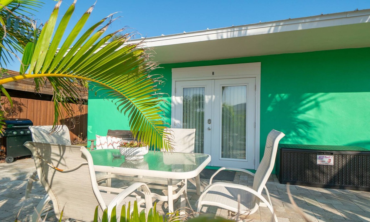 Satellite Beach House | (BC) SPACE FORCE SUITES - 3BR's W/ BEACH ACCESS