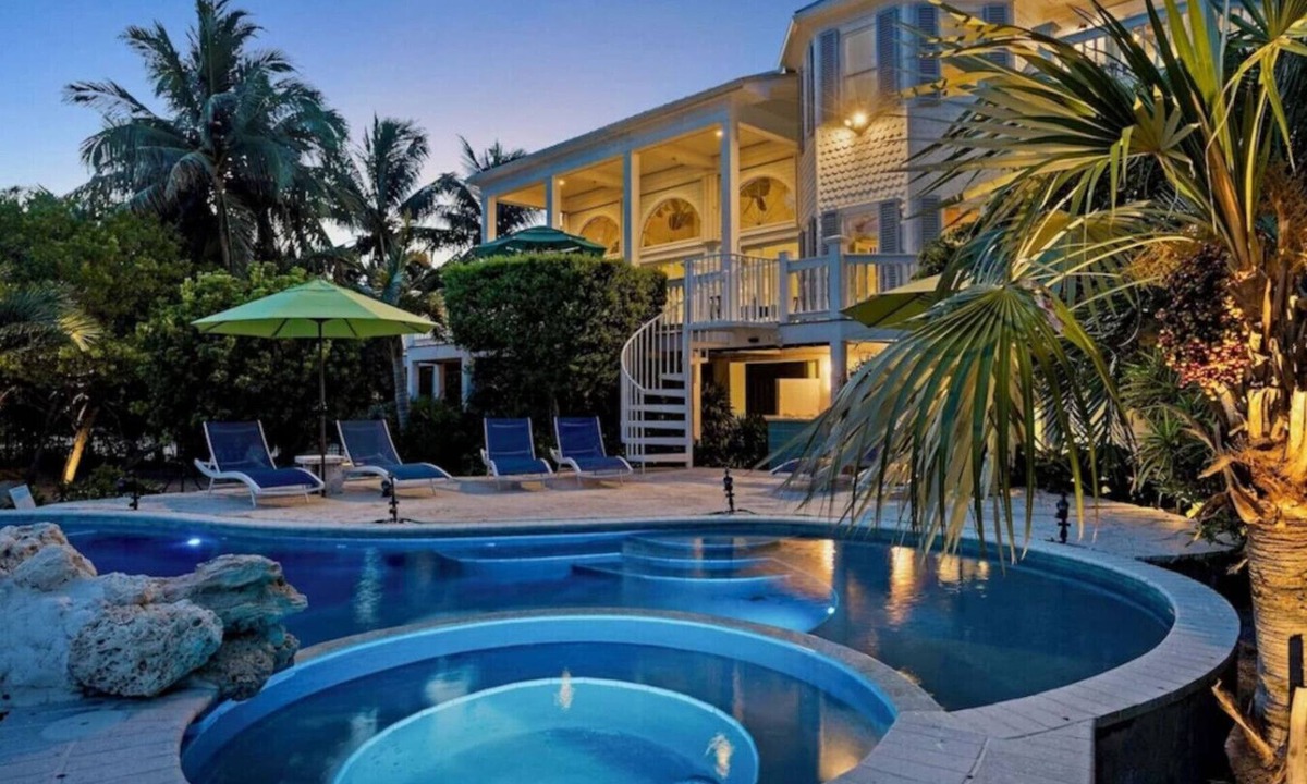 Sugarloaf Key House | Beach Front - Cassie`s Paradise Key West