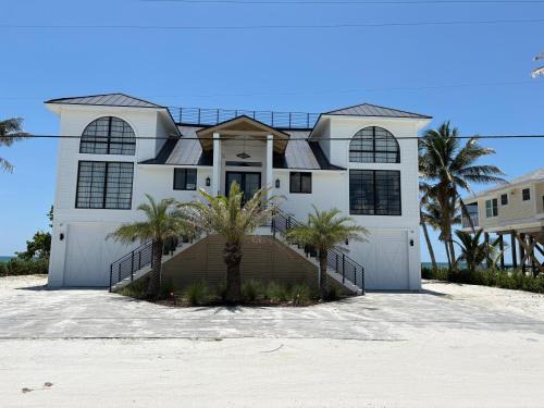 Palm Island House | Beach House