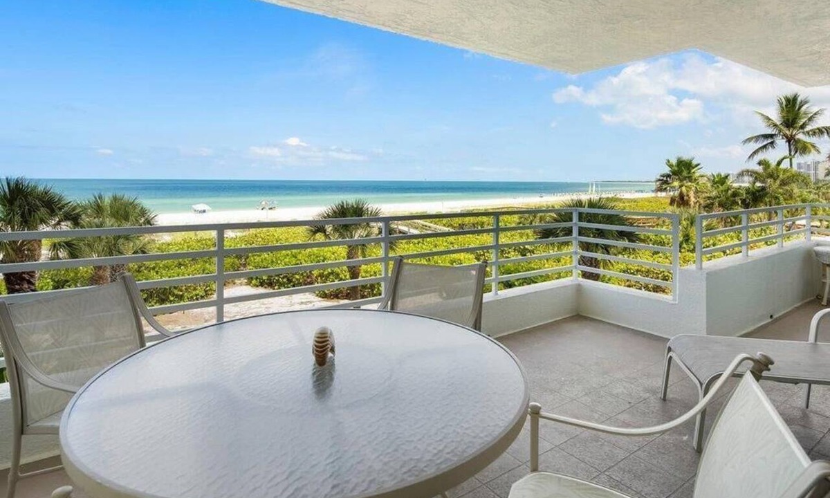 Marco Island Condo | Beachfront 2BR, 2BA Marco Island condo with pool and WiFi.