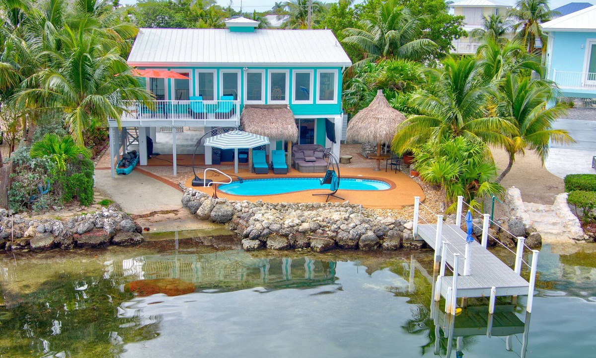 Ramrod Key House | Beachfront 3B/3B Fishing Oasis