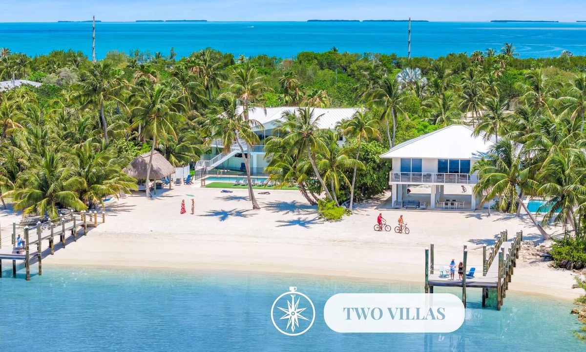 Lower Matecumbe Key House | Beachfront Estate - Two Villas/Heated Pools/Docks/Dolphin & Mahi Key
