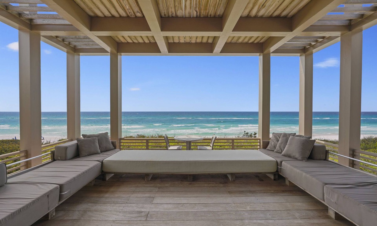 Seaside House | Beachfront Luxury Home in Seaside, Amazing Gulf Views. 2 Adult Bikes!