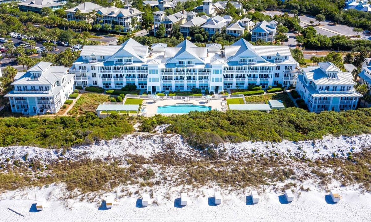 Gulf District Condo | Beachfront WaterColor Condo with Gulf Views and Pool Access